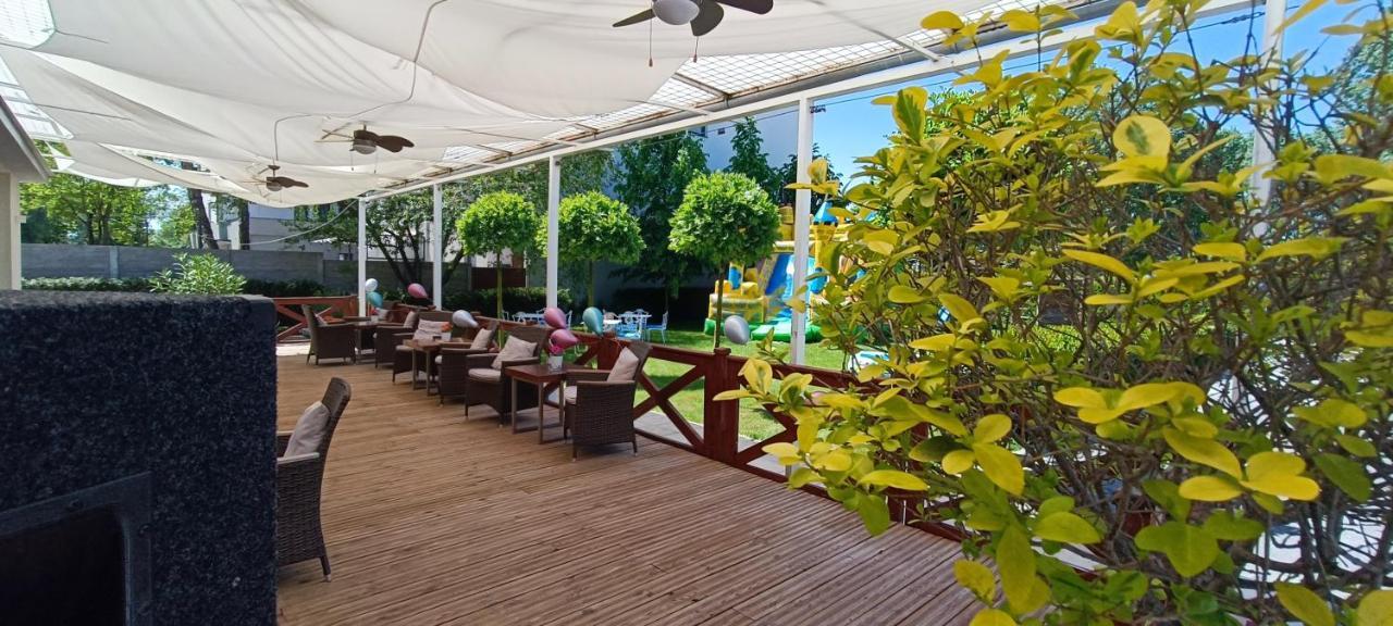 Hotel Korekt П'єштяни Екстер'єр фото